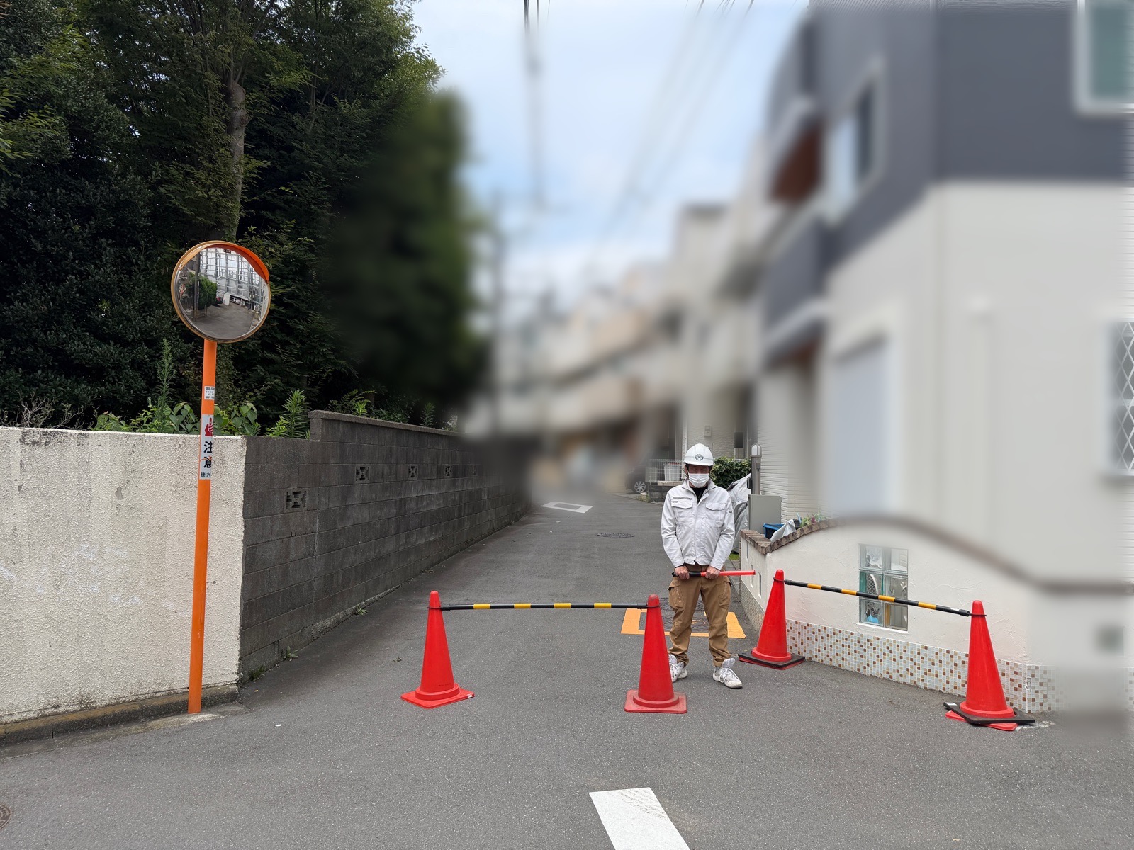藤沢市　塗装工事　交通誘導員